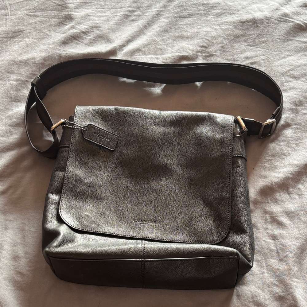 Coach Leather Crossbody/Messenger Bag